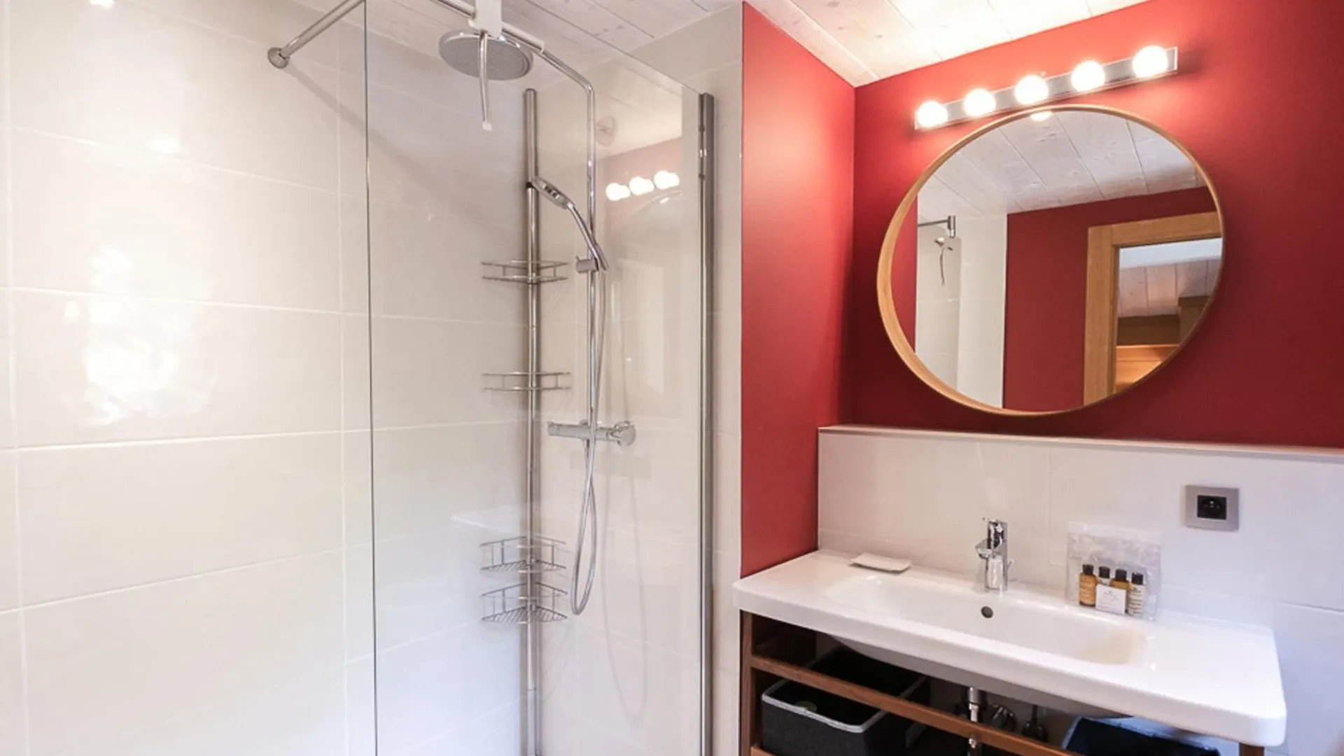 Superbe Chalet Avec Grand Jardin, 5 Chambres, Parking Et Wifi - Fr-1-343-177 霞慕尼