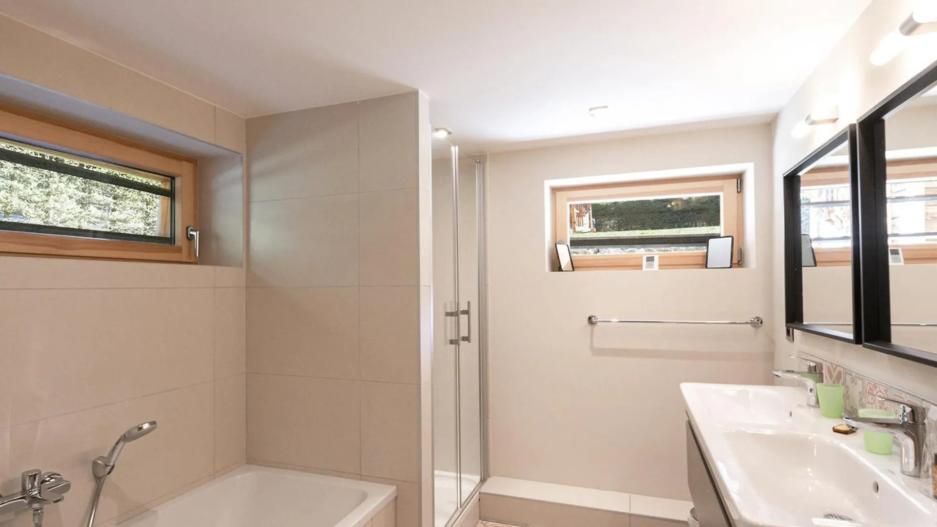 Superbe Chalet Avec Grand Jardin, 5 Chambres, Parking Et Wifi - Fr-1-343-177 霞慕尼